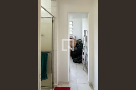 Banheiro de serviço de apartamento à venda com 2 quartos, 110m² em Gávea, Rio de Janeiro