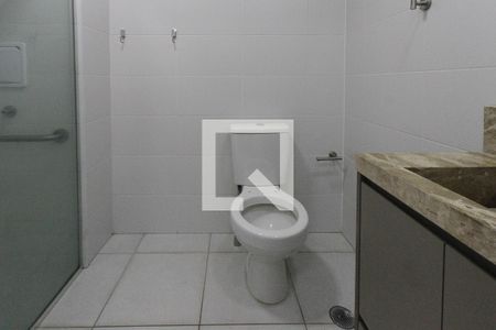 Banheiro de kitnet/studio à venda com 1 quarto, 28m² em Jardim Independência (são Paulo), São Paulo