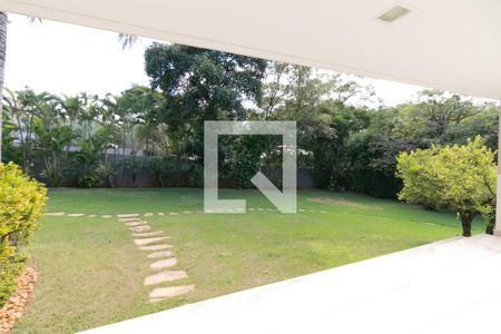 Vista Quarto 5 de casa à venda com 5 quartos, 607m² em Braúnas, Belo Horizonte