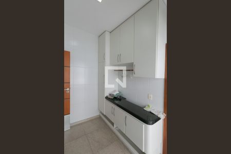 Área de Serviço de casa à venda com 5 quartos, 607m² em Braúnas, Belo Horizonte