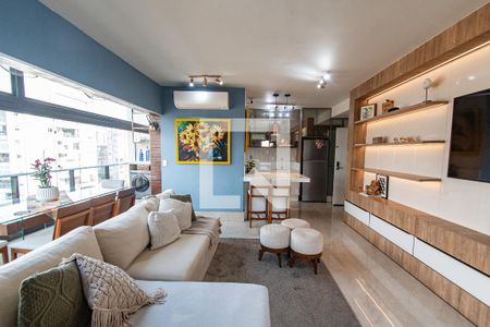 Sala de apartamento à venda com 2 quartos, 105m² em Vila Mariana, São Paulo