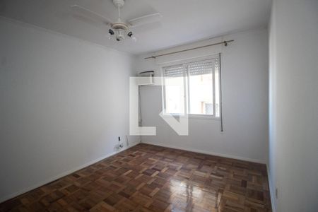 Sala de apartamento para alugar com 1 quarto, 42m² em Medianeira, Porto Alegre