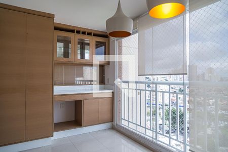 Varanda de apartamento para alugar com 2 quartos, 65m² em Parque Imperial, São Paulo