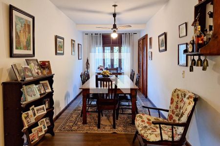 Sala 1 de casa à venda com 4 quartos, 300m² em Badu, Niterói