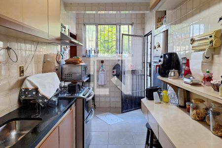 Cozinha de casa à venda com 4 quartos, 300m² em Badu, Niterói