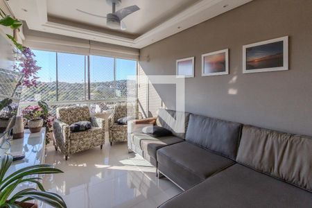 Sala de apartamento à venda com 3 quartos, 71m² em Cavalhada, Porto Alegre