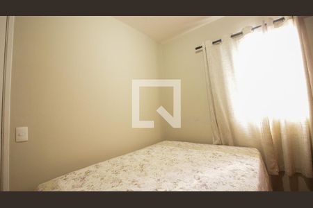 Quarto 2 de apartamento para alugar com 3 quartos, 52m² em Jd S Teresinha, São Paulo