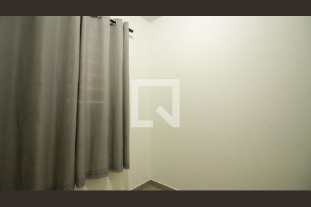 Quarto 1 de apartamento para alugar com 3 quartos, 52m² em Jd S Teresinha, São Paulo