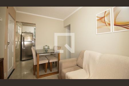 Sala de apartamento para alugar com 3 quartos, 52m² em Jd S Teresinha, São Paulo