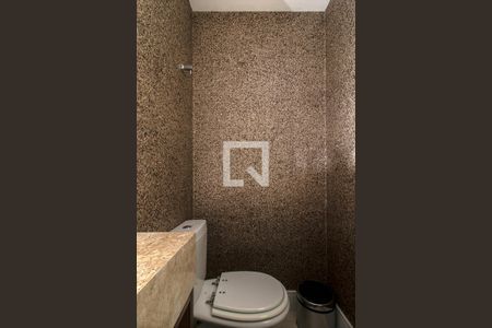 Banheiro Social de apartamento à venda com 2 quartos, 111m² em Aclimação, São Paulo