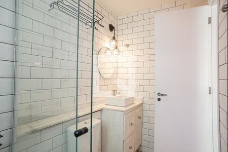 Banheiro de apartamento à venda com 1 quarto, 37m² em Consolação, São Paulo