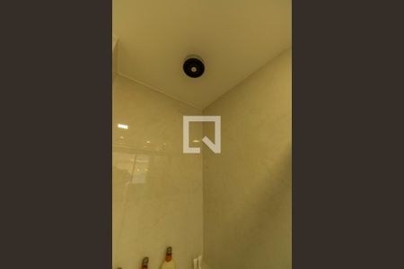 Banheiro da Suite de kitnet/studio para alugar com 1 quarto, 45m² em Bethaville I, Barueri