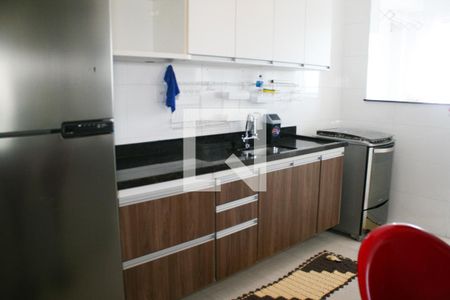 Cozinha de apartamento para alugar com 2 quartos, 73m² em Aviação, Praia Grande