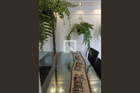 Sala de apartamento à venda com 2 quartos, 64m² em Vila Tolstoi, São Paulo