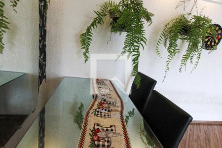 Sala de apartamento à venda com 2 quartos, 64m² em Vila Tolstoi, São Paulo