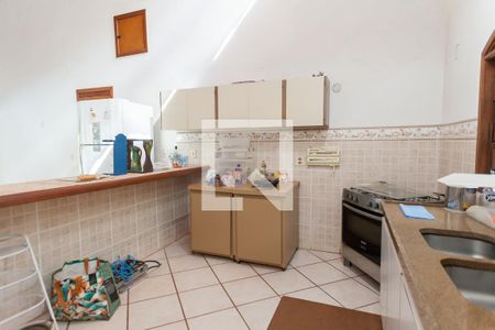 Cozinha de casa de condomínio à venda com 4 quartos, 250m² em Retiro do Chale, Brumadinho