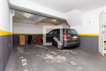 Garagem de casa de condomínio à venda com 3 quartos, 132m² em Vila Matilde, São Paulo
