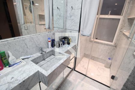 Banheiro Social de apartamento à venda com 2 quartos, 235m² em Santana, São Paulo