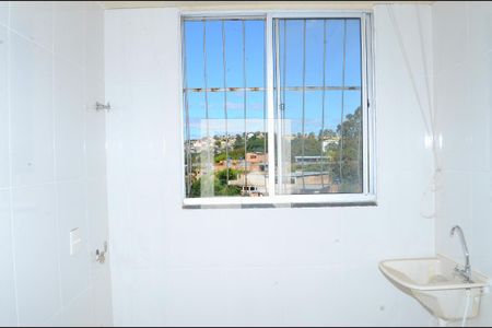 Área de Serviço de apartamento para alugar com 2 quartos, 42m² em Jardim Vitória, Belo Horizonte