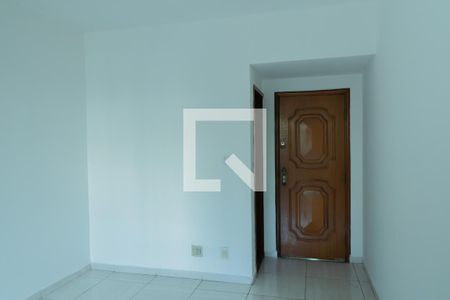 Sala de apartamento à venda com 3 quartos, 56m² em Irajá, Rio de Janeiro