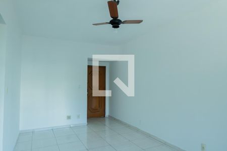 Sala de apartamento à venda com 3 quartos, 56m² em Irajá, Rio de Janeiro