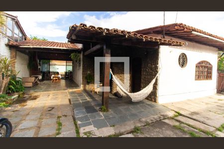 Área Externa de casa à venda com 3 quartos, 418m² em Itaipu, Niterói