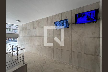 Portaria de kitnet/studio para alugar com 1 quarto, 36m² em Copacabana, Rio de Janeiro