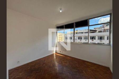 Sala/Quarto de kitnet/studio para alugar com 1 quarto, 36m² em Copacabana, Rio de Janeiro