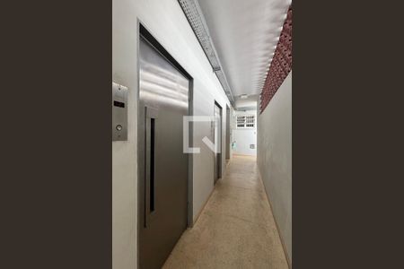 Área externa - elevadores de kitnet/studio para alugar com 1 quarto, 36m² em Copacabana, Rio de Janeiro