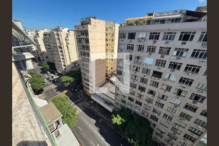 Vista de kitnet/studio para alugar com 1 quarto, 36m² em Copacabana, Rio de Janeiro