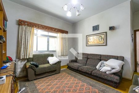 Sala de TV de casa à venda com 3 quartos, 500m² em Vila Alexandria, São Paulo