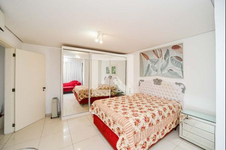 Quarto 1 de apartamento à venda com 2 quartos, 207m² em Petrópolis, Porto Alegre
