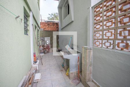 Casa 2 - área de serviço de casa à venda com 5 quartos, 220m² em Conceição, Diadema