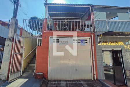 Fachada + placa de casa à venda com 3 quartos, 250m² em Jardim Sao Jose, São Paulo