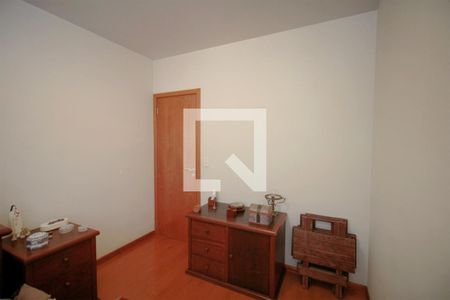 Quarto 1 de apartamento à venda com 5 quartos, 200m² em Buritis, Belo Horizonte
