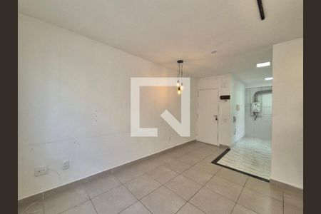 Sala de apartamento à venda com 2 quartos, 47m² em Recreio dos Bandeirantes, Rio de Janeiro