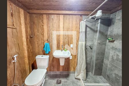 Banheiro de Serviço de casa à venda com 2 quartos, 300m² em Lapa, Rio de Janeiro