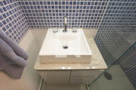 Banheiro de apartamento à venda com 1 quarto, 37m² em Indianópolis, São Paulo