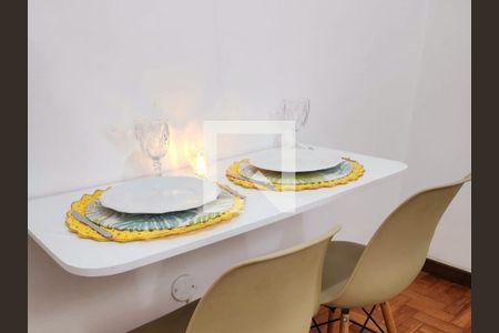 Cozinha de apartamento para alugar com 1 quarto, 40m² em Copacabana, Rio de Janeiro