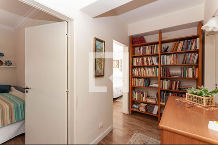 Circulação dos Quartos de apartamento à venda com 3 quartos, 103m² em Perdizes, São Paulo