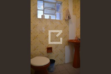 Banheiro de Serviço de casa à venda com 3 quartos, 197m² em Vila Francisco Matarazzo, Santo André