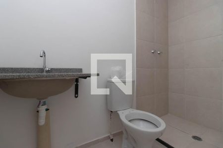 Banheiro da Suíte de apartamento para alugar com 3 quartos, 54m² em Vila Maria Baixa, São Paulo