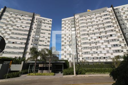 Fachada do condomínio de apartamento para alugar com 2 quartos, 67m² em Teresópolis, Porto Alegre