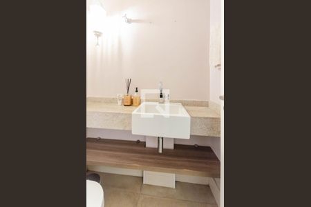 Lavabo de apartamento à venda com 3 quartos, 135m² em Vila Monumento, São Paulo