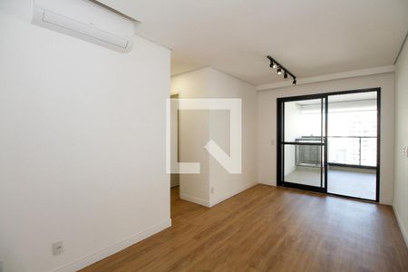 Sala de apartamento para alugar com 2 quartos, 75m² em Pinheiros, São Paulo