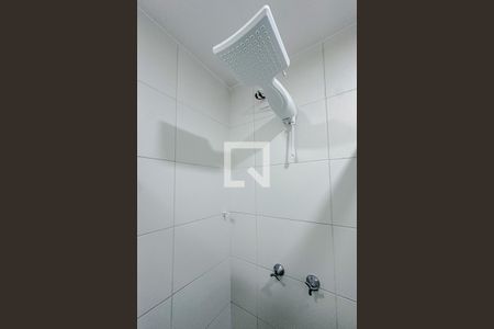 Banheiro de kitnet/studio para alugar com 1 quarto, 20m² em Brás, São Paulo