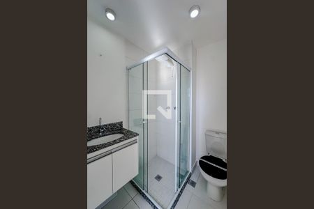 Banheiro de kitnet/studio para alugar com 1 quarto, 20m² em Brás, São Paulo