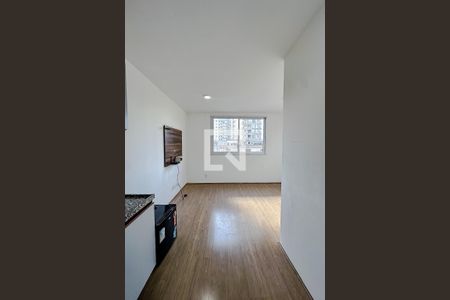 Cozinha de kitnet/studio para alugar com 1 quarto, 20m² em Brás, São Paulo
