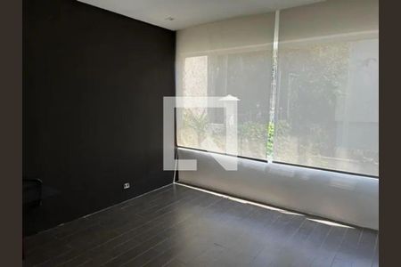 Casa à venda com 2 quartos, 98m² em Jardim Europa, São Paulo