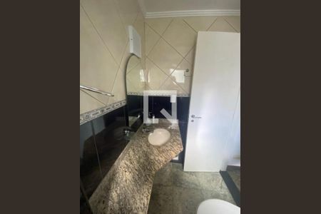 Banheiro de casa de condomínio à venda com 4 quartos, 225m² em Jardim Consorcio, São Paulo